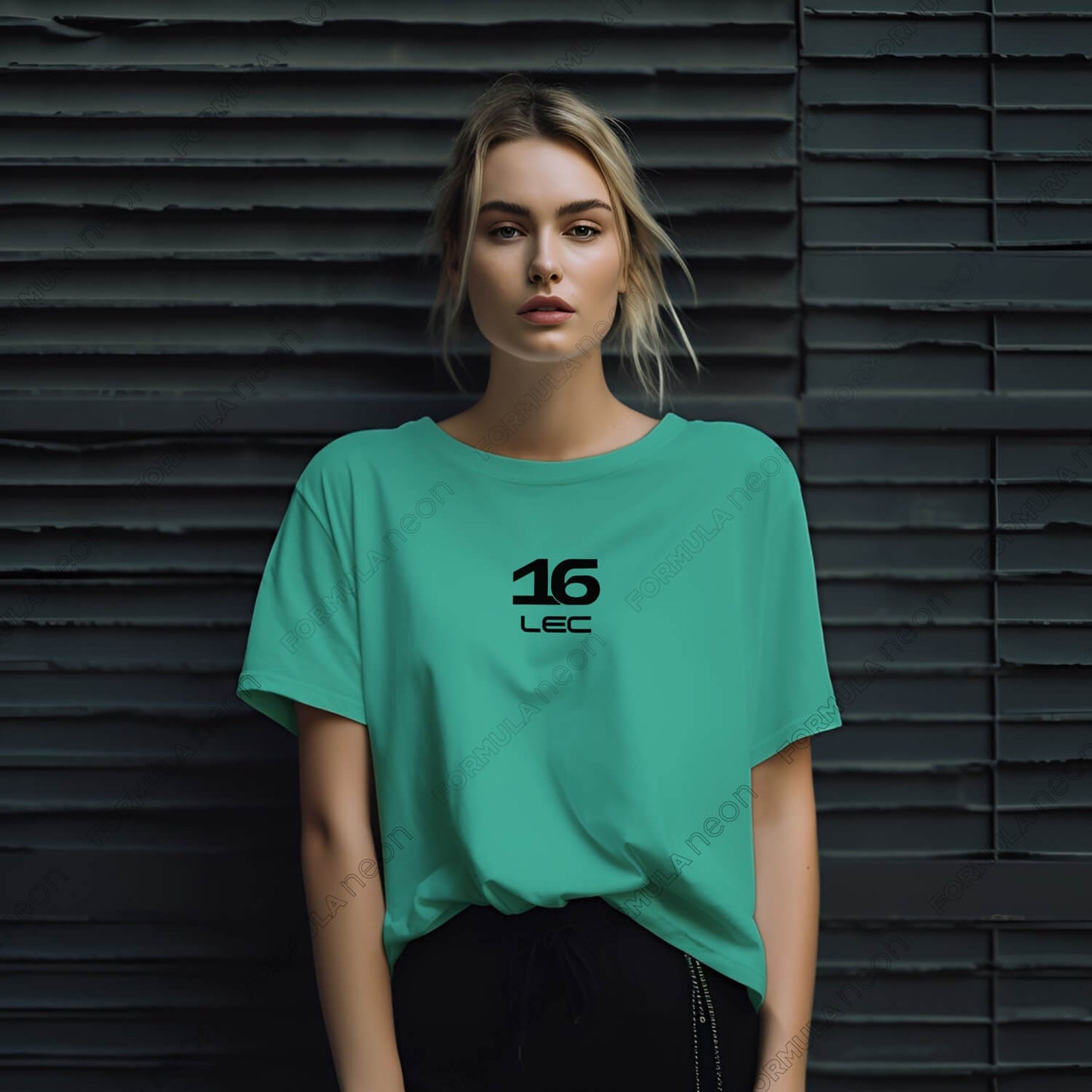 lec-tee-black-d2_||_Grass