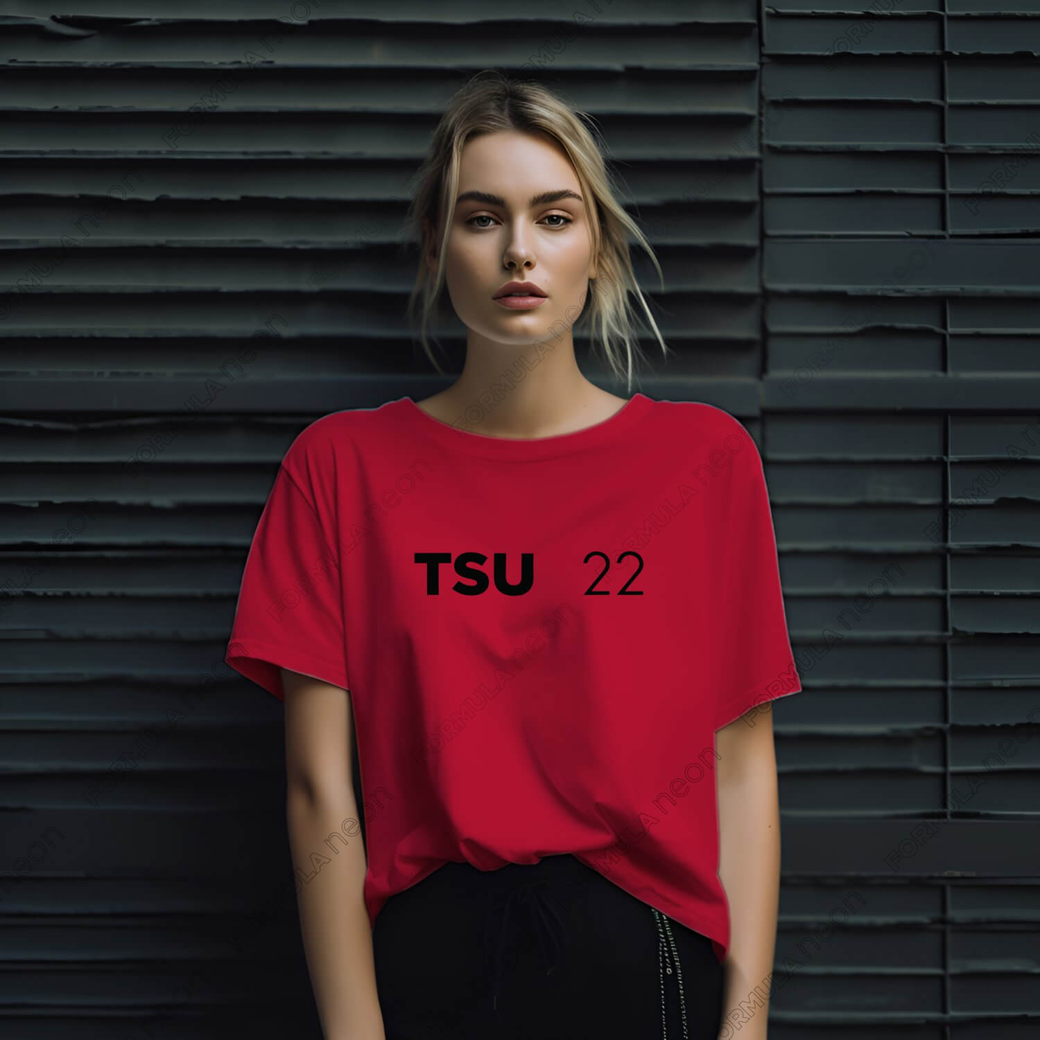 tsu-tee-black-d5_||_Red