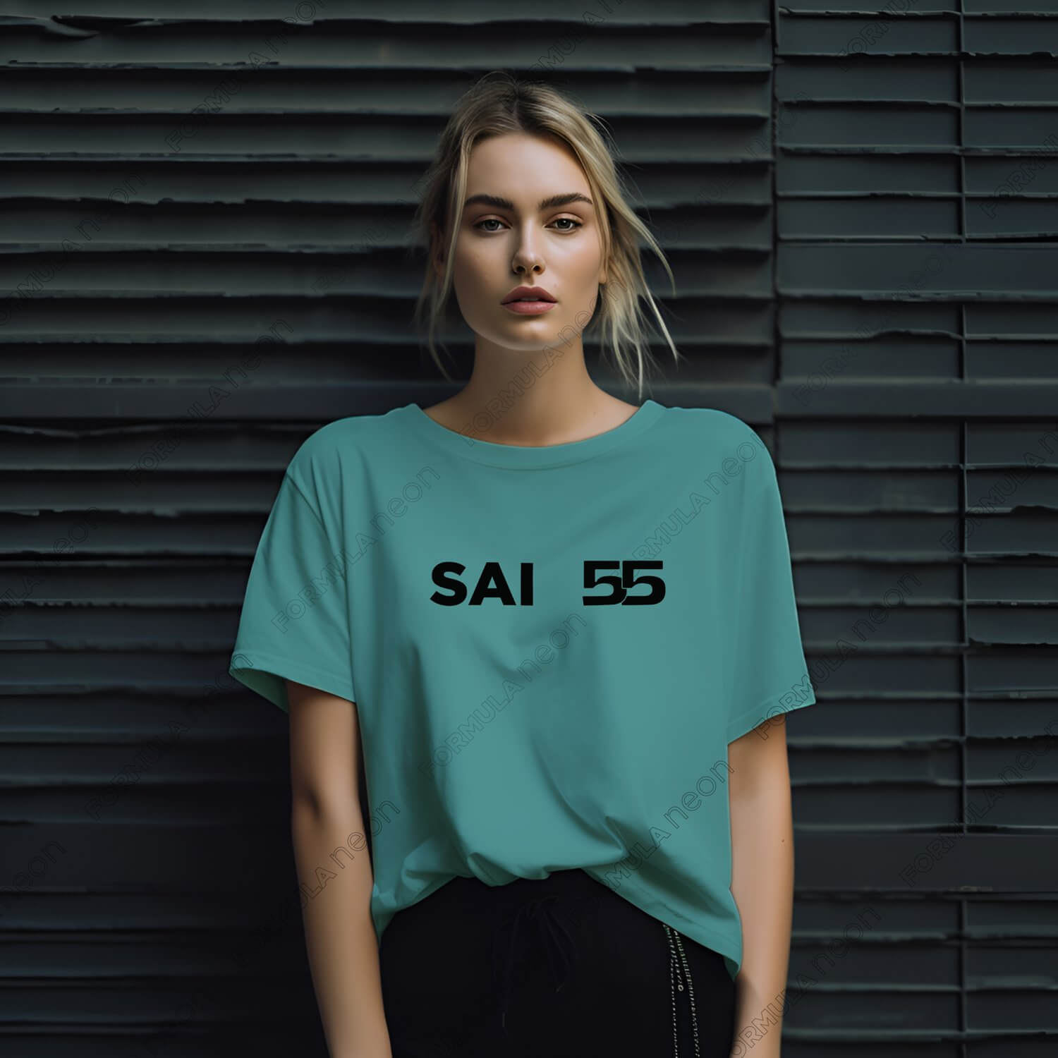 sai-tee-black-d5_||_Seafoam